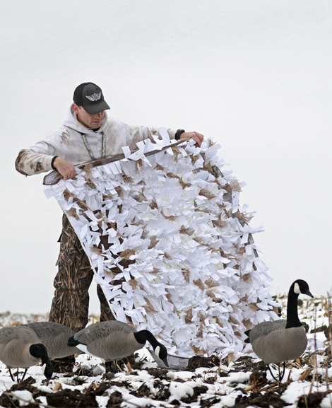 Beavertail Concealment Blanket Snow Cover Lifestyle for Snow Geese Hunting