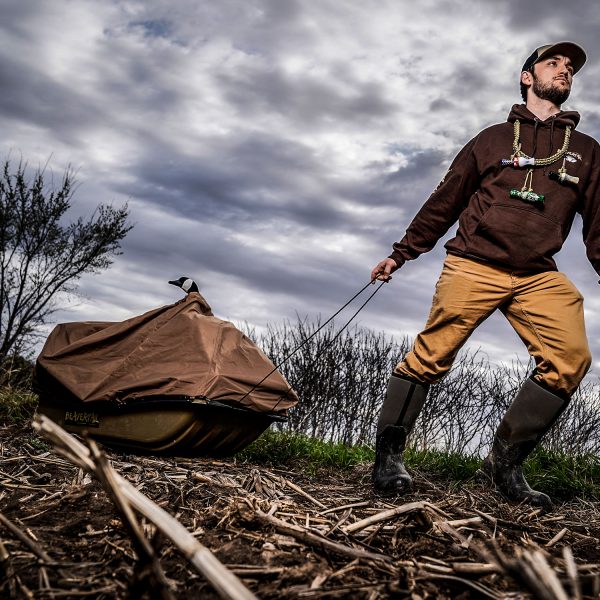 Beavertail Man Pulling Medium Decoy Hauler Sled Package with Full Body Goose Decoys