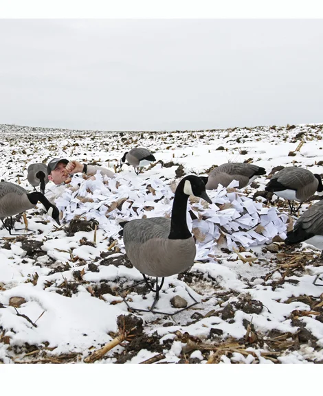 Beavertail Concealment Blanket Snow Cover for Snow Geese Hunting
